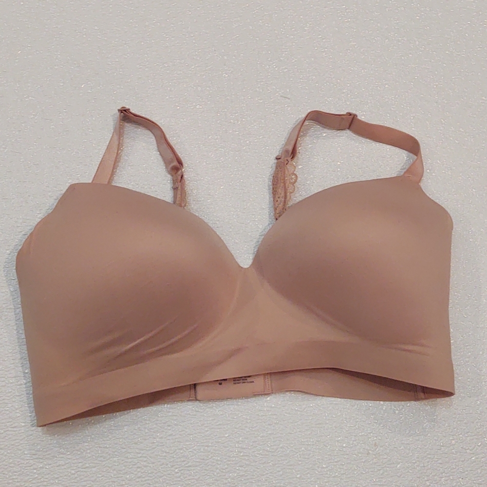 Soma NWOT Enbliss Luxe Wireless Lace Bra with J Hook